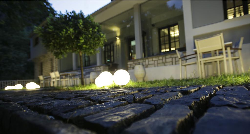 Gefyri Hotel Konitsa Exterior foto